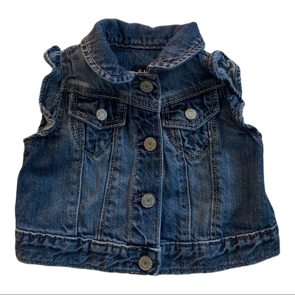 5/$25 Baby Gap Jean Jacket Denim Ruffle Snap Logo Button Baby 0-6